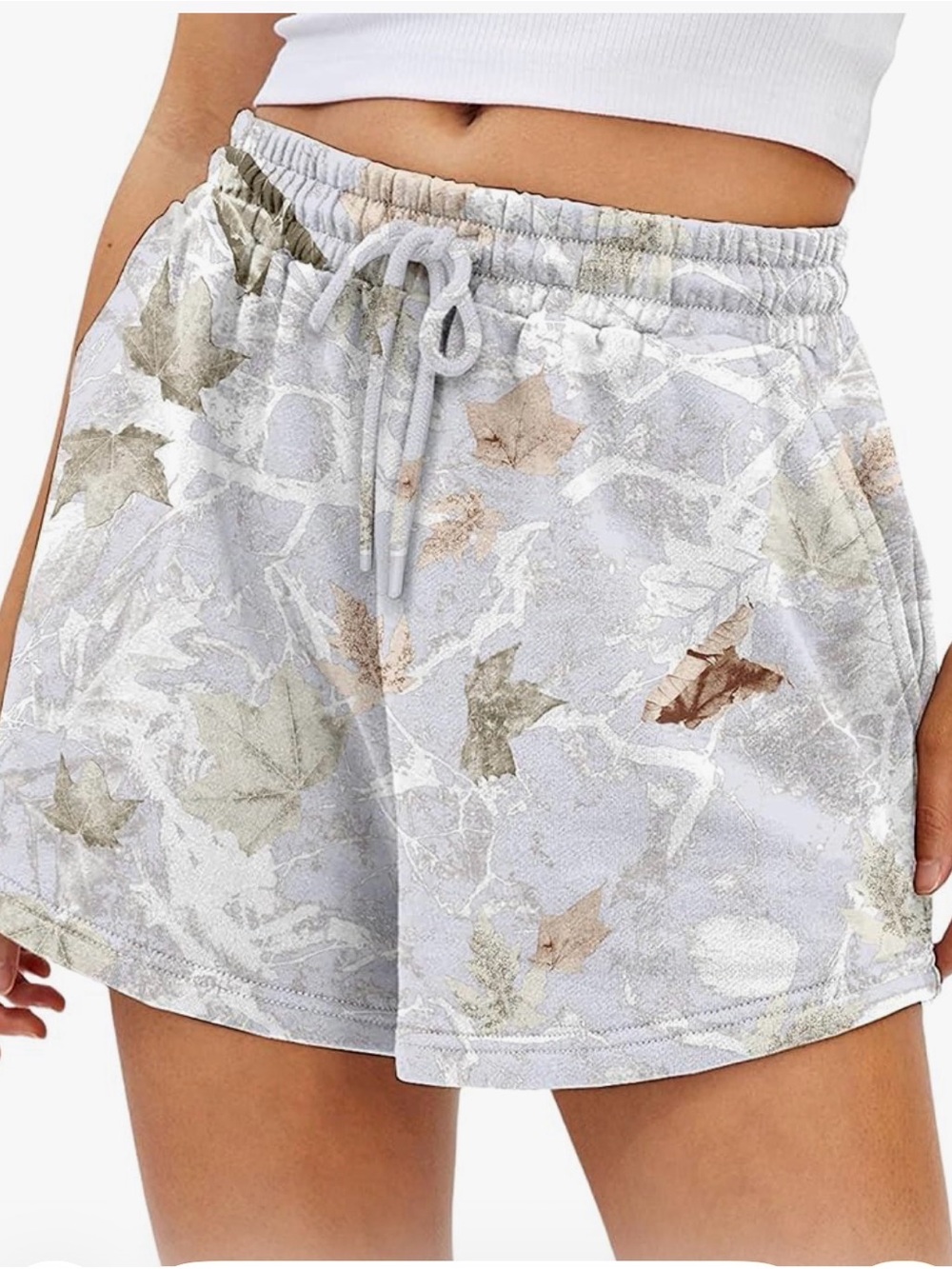 NWT Leaf-Print Drawstring Women’s Shorts - Light Gray-M